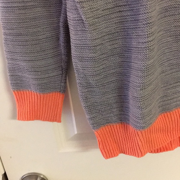 BDG (Urban Outfitters) Grey Knit Sweater - Picture 5 of 5